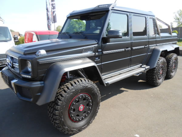 メルセデスベンツG63AMG 6x6